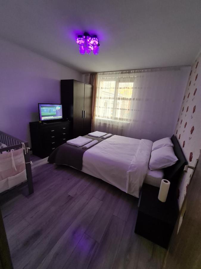 Апартаменты Apartament Ultra Central 1 Хунедоара Экстерьер фото
