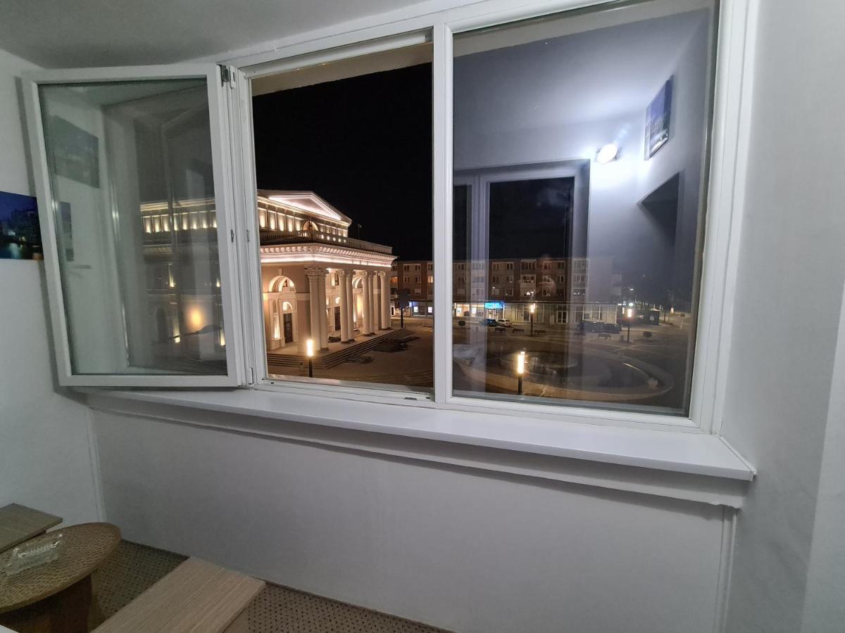 Апартаменты Apartament Ultra Central 1 Хунедоара Экстерьер фото