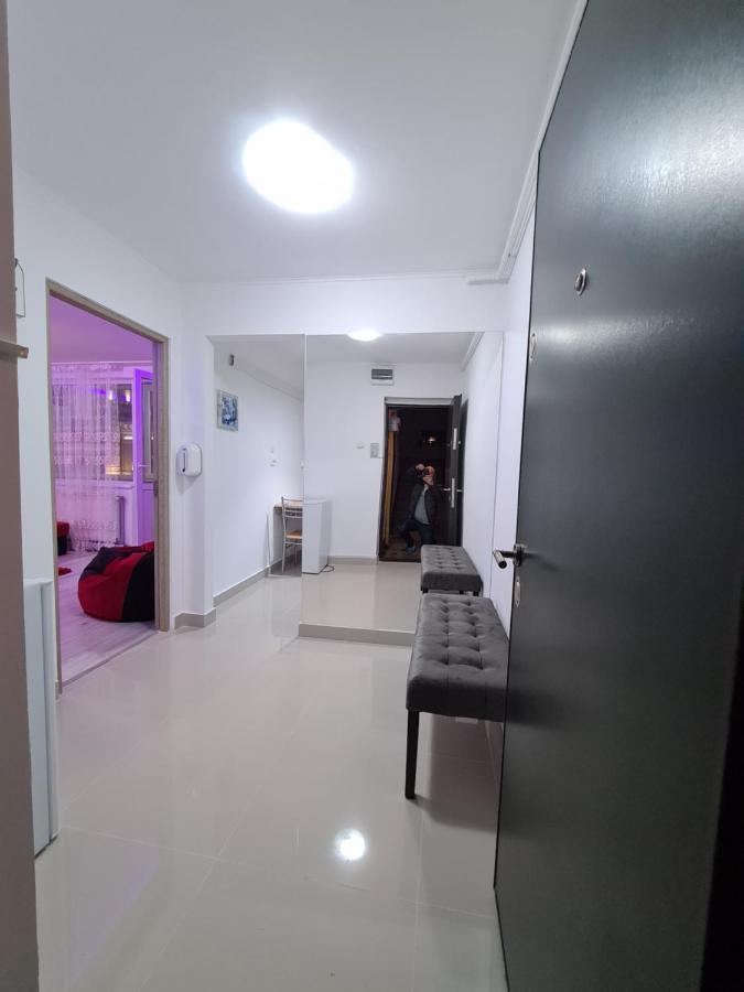 Апартаменты Apartament Ultra Central 1 Хунедоара Экстерьер фото